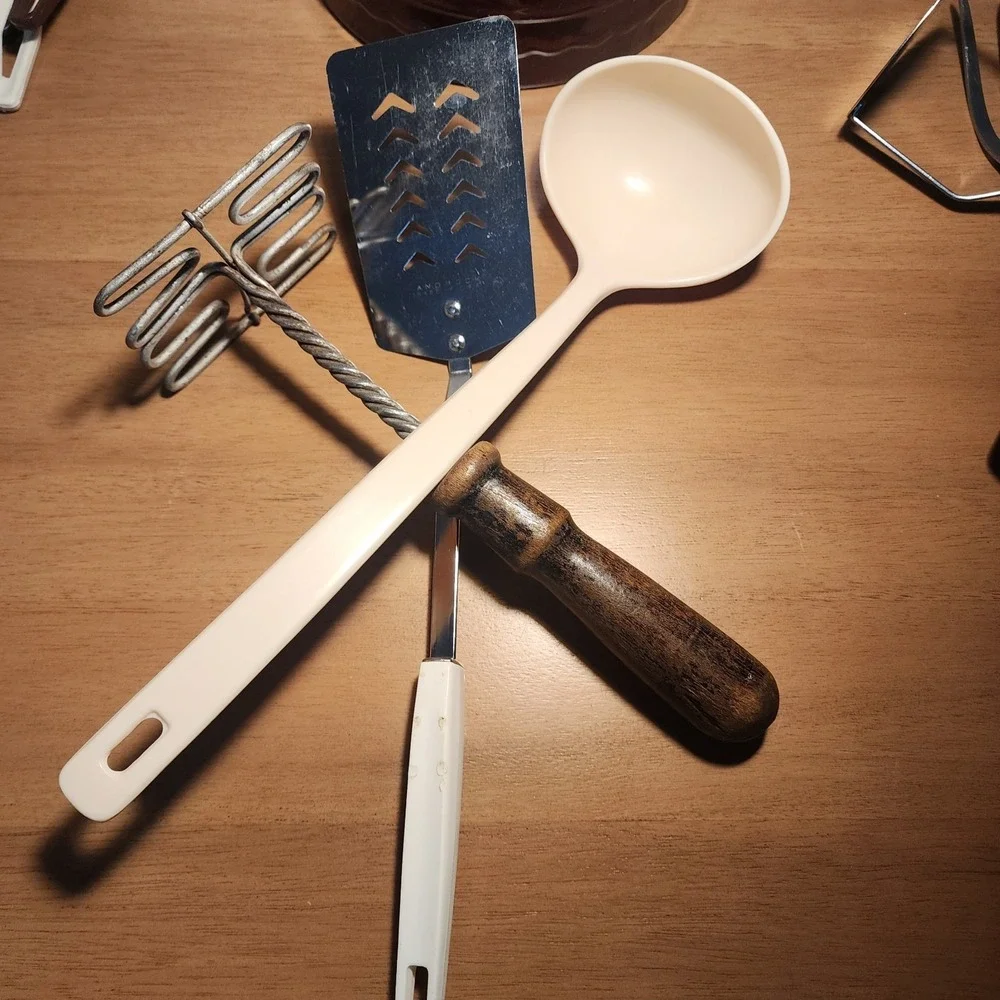 Vintage Utensil Crock With Multiple Vintage Utensil Lot